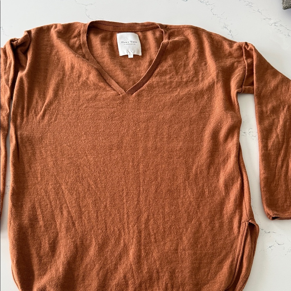 V-Neck Rustic chestnut brown Sweater